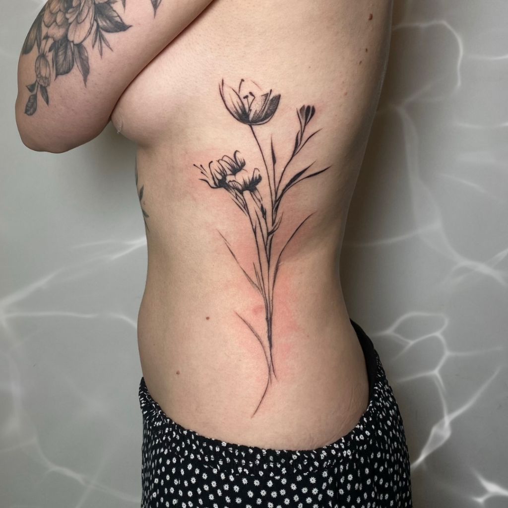 fine line tattoos stockholm beehive studio gakami_tattoo