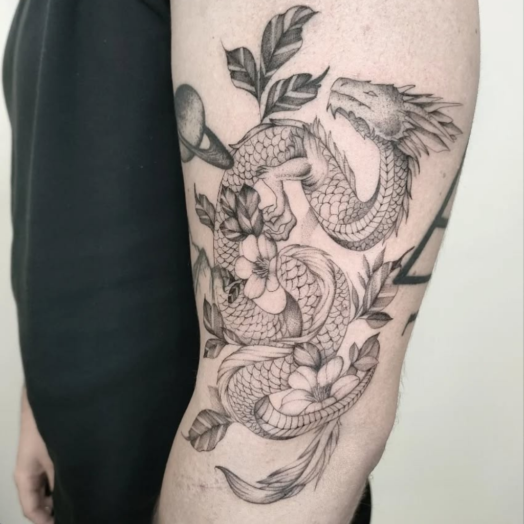 fine line tattoos stockholm beehive studio julie_blomster_tattoo